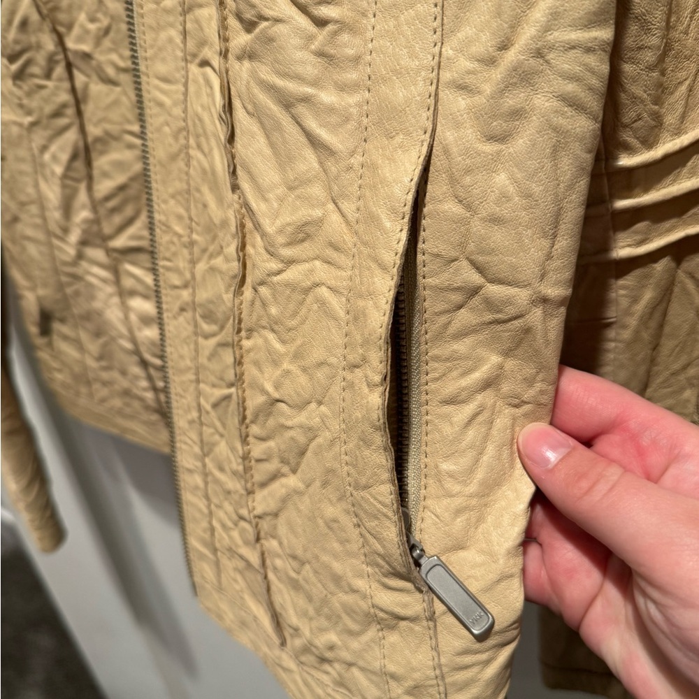 EUC Wilsons Leather Beige/Tan Leather Bike Jacket with Paisley Lining - Picture 10 of 11